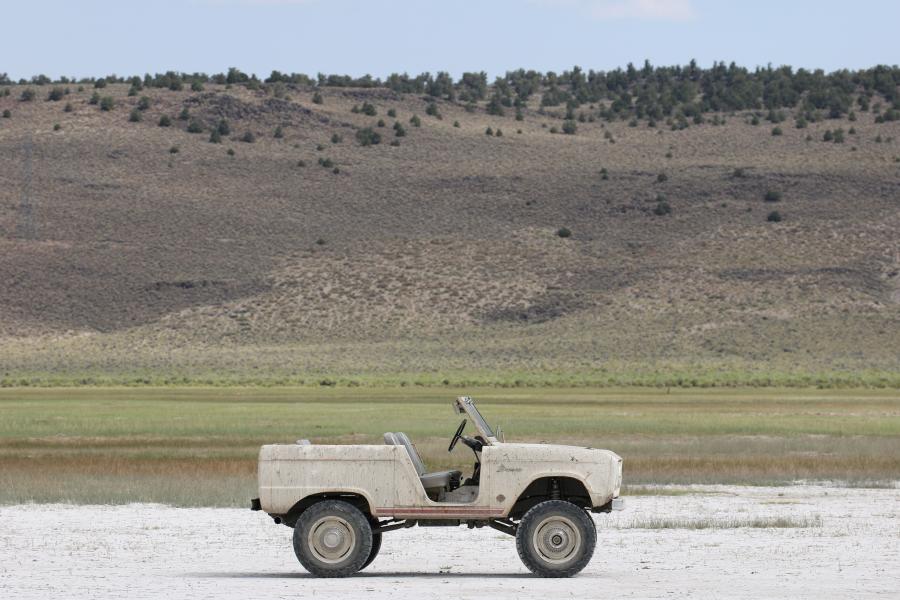  Ford Bronco Derelict Roadster by ICON 2018 года  (фото 12 из 29)